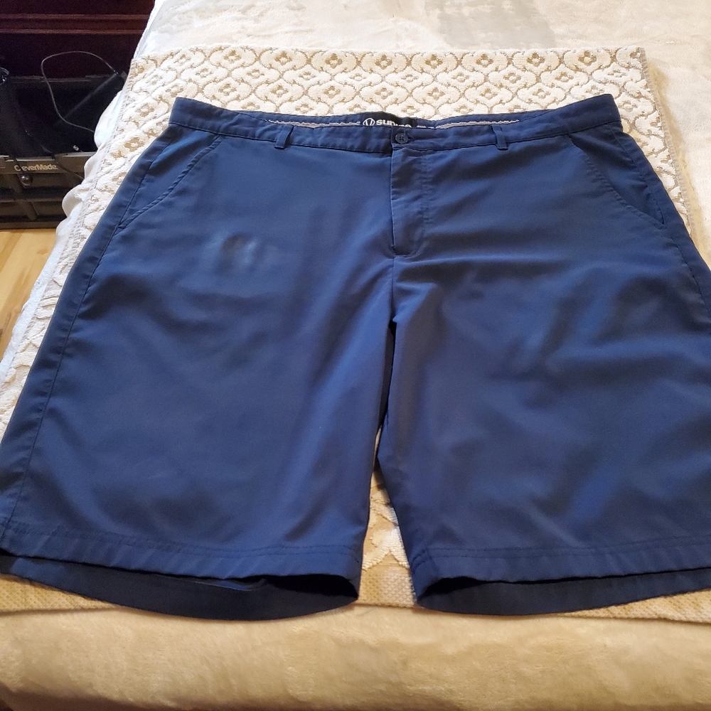⬇️Sunice golf/ casual shorts